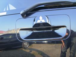 Mitsubishi Dion  picture