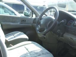 Nissan RNESSA G picture