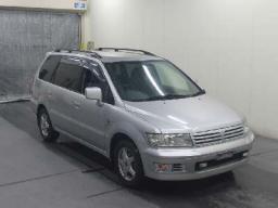 Mitsubishi Chariot Grandis 2.4