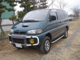 Mitsubishi DELICA SPACE GEAR 2.8 Turbo Diesel