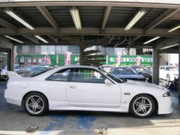 Nissan SKYLINE GT-S picture