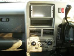 Nissan CUBE EX picture