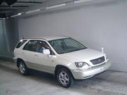 Toyota Harrier 3.0 FOUR
