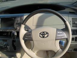 Toyota Estima T Hybrid E-Four G picture