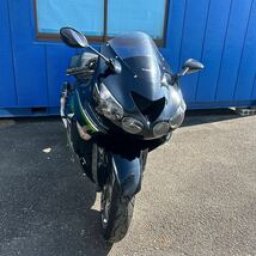 Kawasaki Bike ZZR1400 picture