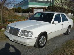 Mercedes-Benz E280 