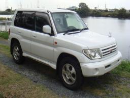Mitsubishi Pajero IO 4WD