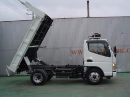 Mitsubishi Canter SMALL DUMP picture
