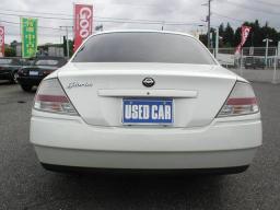 Nissan Gloria 300TX E Package picture