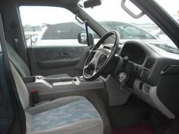 Mazda BONGO FRIENDEE RF-S picture