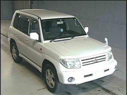 Mitsubishi PAJERO io Pearl PKG