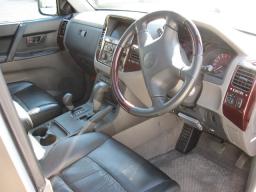 Mitsubishi PAJERO SUPER EXCEED picture