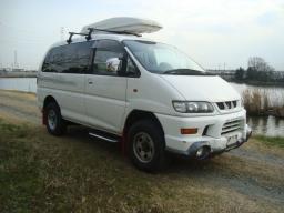 Used Mitsubishi DELICA SPACE GEAR