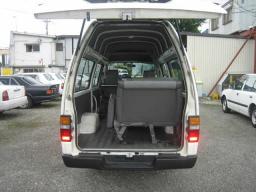 Isuzu FARGO BUS picture