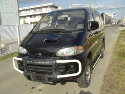 Mitsubishi DELICA SPACE GEAR 2.8 EXCEED HIGH-ROOF