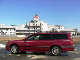 Nissan Stager 25T RS-FOUR V picture