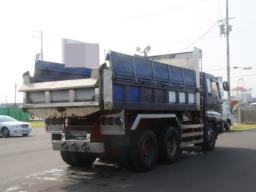 Isuzu Dump GIGA picture