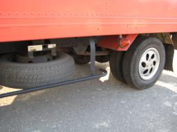 Isuzu Elf ALUMINUM VAN picture