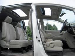 Nissan PRESAGE Rider picture