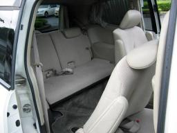 Nissan PRESAGE Rider picture