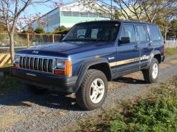 Chrysler Cherokee 