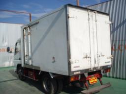 Mitsubishi Canter freezer trcuk  picture