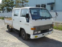 Toyota DYNA TRUCK W-cav LONG