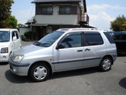 Toyota Raum  picture