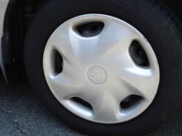 Toyota Raum  picture