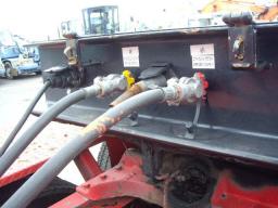 Nissan DIESEL TRACTOR picture