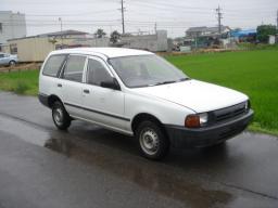 Nissan AD Van  picture