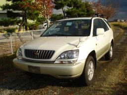 Toyota Harrier 3.0 FOUR