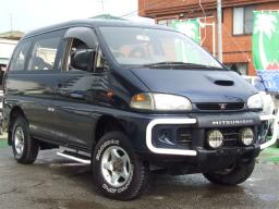 Mitsubishi DELICA SPACE GEAR EXCEED 2