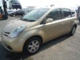 Nissan NOTE 15S V Package
