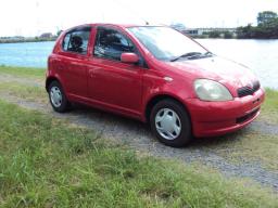 Toyota Vitz U