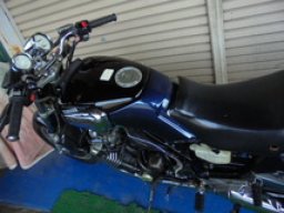 Yamaha Bike FZX750 picture