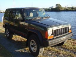 Chrysler Cherokee SPORTS