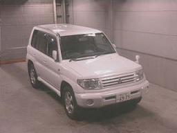 Mitsubishi Pajero IO Pearl PKG