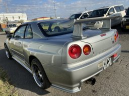 Nissan SKYLINE GT-R V SPEC 4WD picture