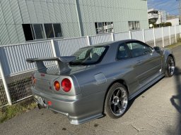 Nissan SKYLINE GT-R V SPEC 4WD picture