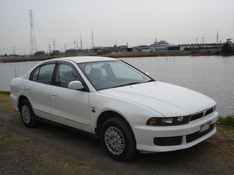 Mitsubishi Galant