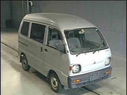 Mitsubishi Bravo  picture