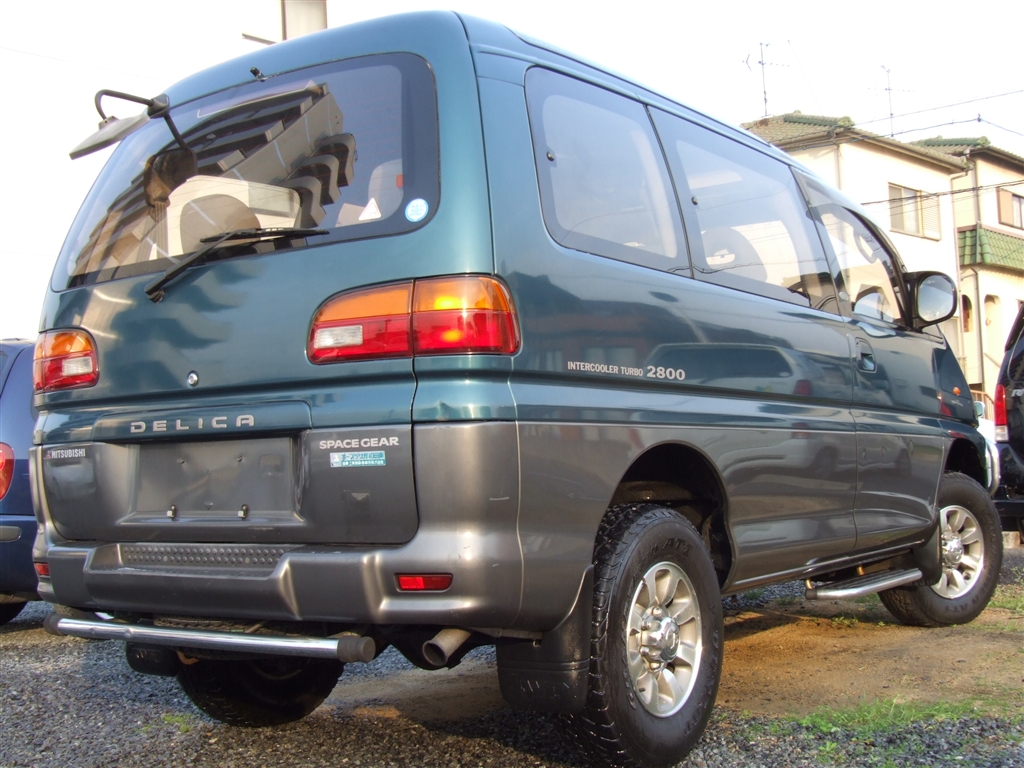 Mitsubishi DELICA SPACE GEAR SUPER EXCEED, 1994, used for sale