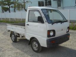 Mitsubishi Mini Cab Truck picture