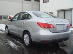 Nissan Bluebird Sylphy 1500 picture