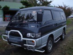 Mitsubishi Delica Wagon Exceed 4WD