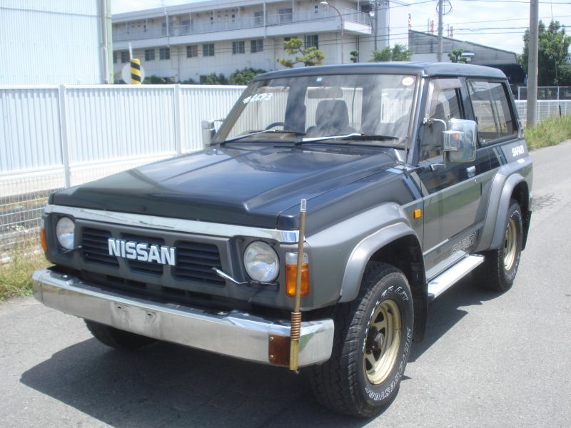 Nissan SAFARI