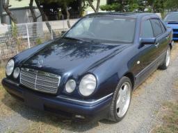 Mercedes-Benz E230