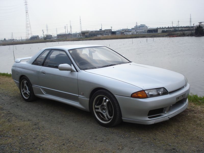 Nissan SKYLINE