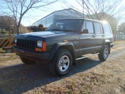 Chrysler Cherokee SPORTS